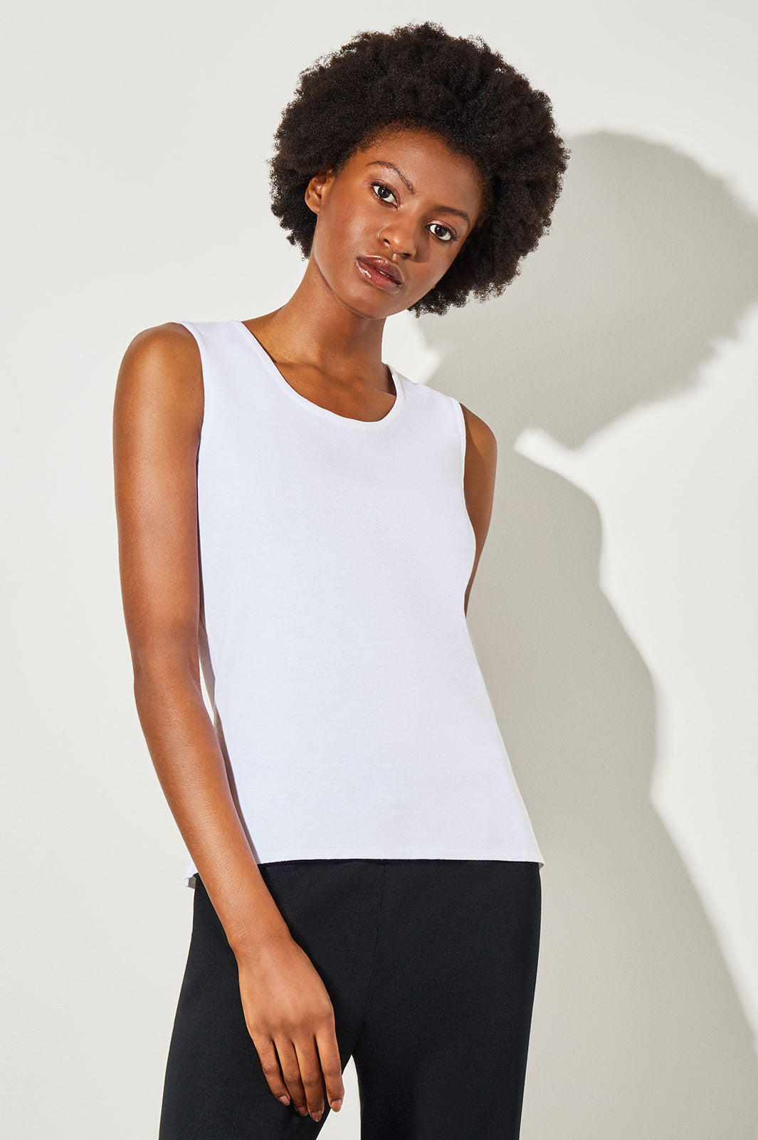 Plus Size Mid-Length Scoop Neck Knit Tank, White | Ming Wang