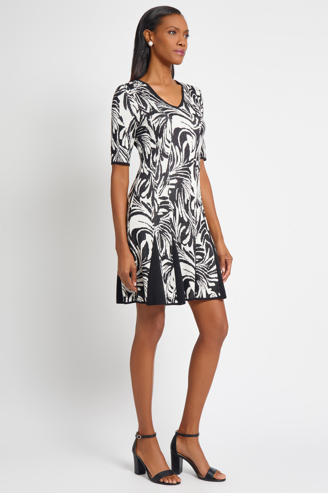 Fit-N-Flare Princess Seam Jacquard Soft Knit Dress | Ming Wang