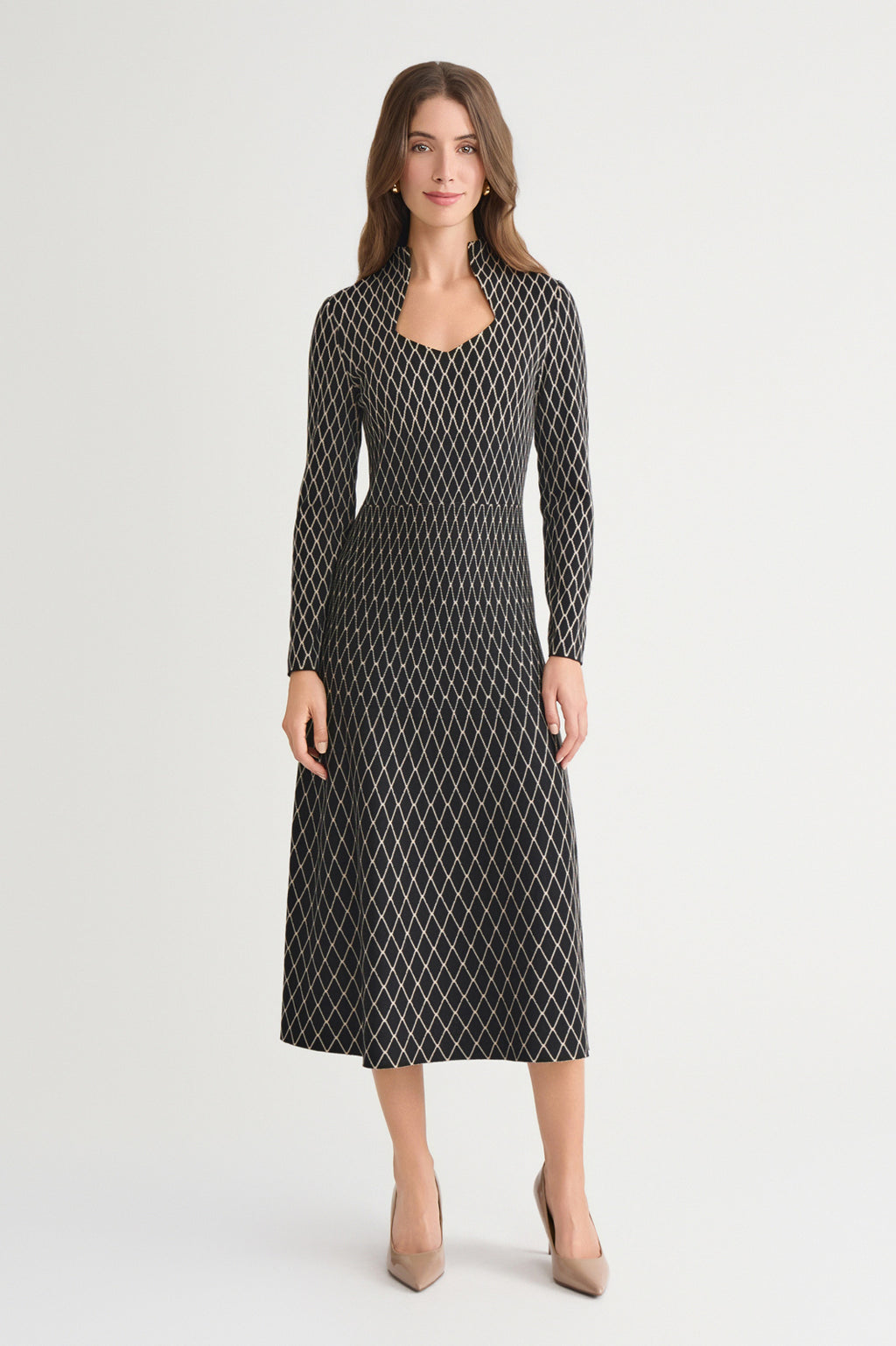A-Line Diamond Pattern Soft Knit Maxi Dress | Ming Wang