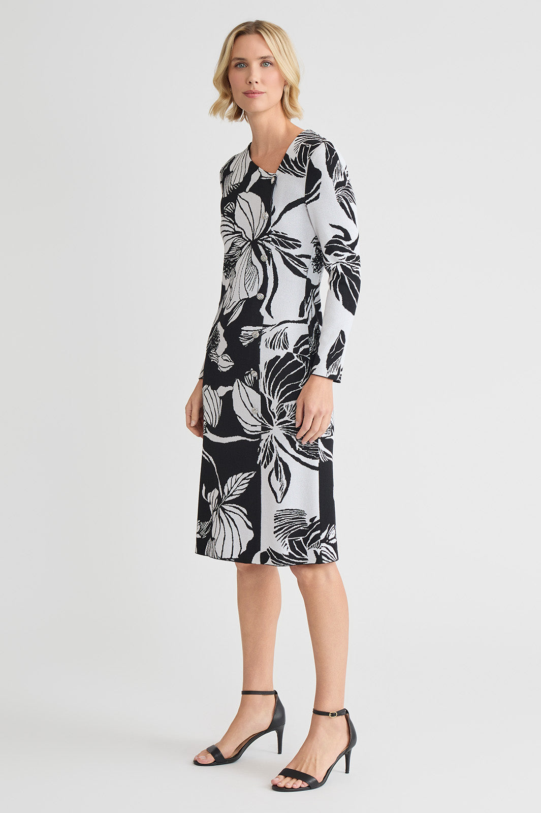 black and white floral knit dress Jacquard Soft Sheath Kariella Embellished Dress