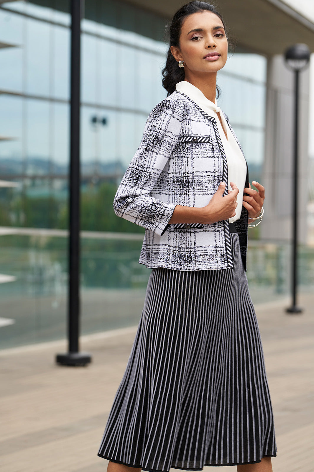 A-Line Midi Skirt Crystal Pleat Knit Ming Wang - Main Image