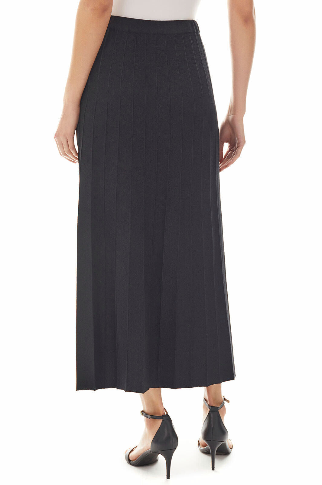 Plus Size Pleated Soft Knit Maxi Skirt | Ming Wang